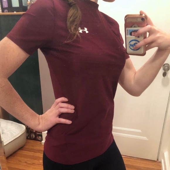 Under Armour Fitted Heatgear Active Tee (YXL/XS) - Picture 2 of 3